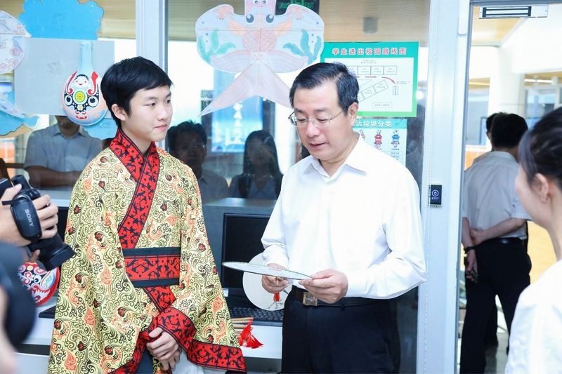 23年学生学接回家3