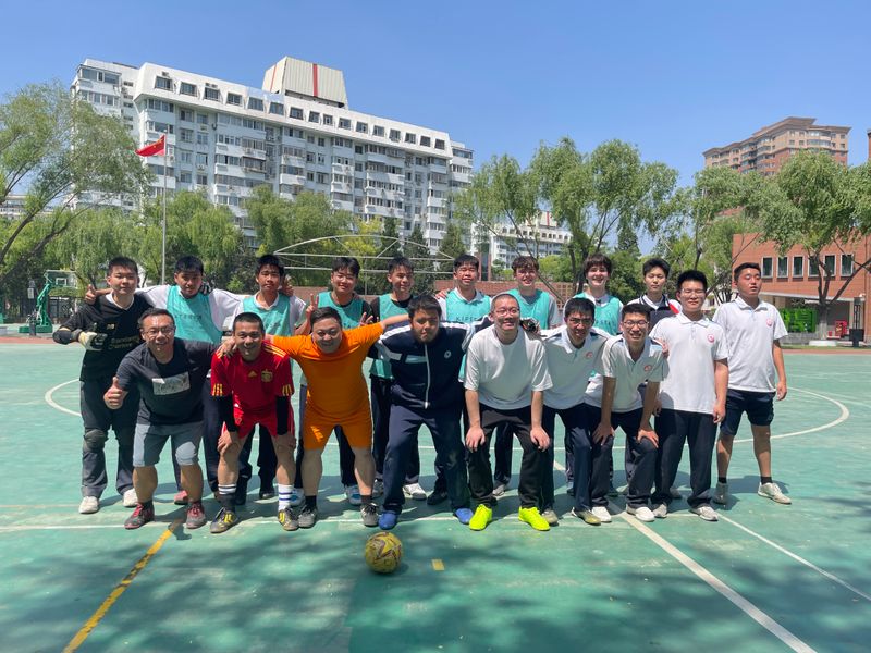 24年学生上课照片10