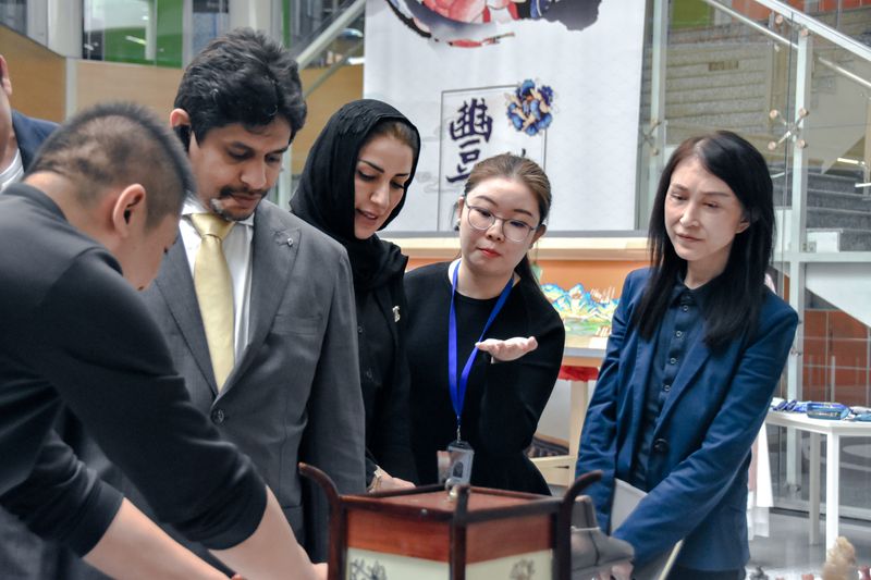 接待沙特代表团